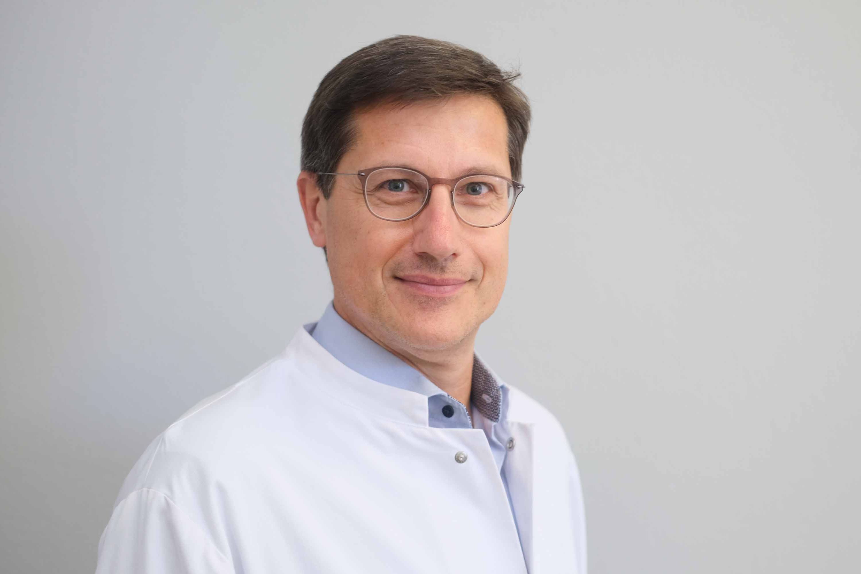 Ärztlicher Leiter MVZ Klinikum Saarbrücken, Facharzt für Pathologie mit der Zusatzbezeichnung Molekularpathologie