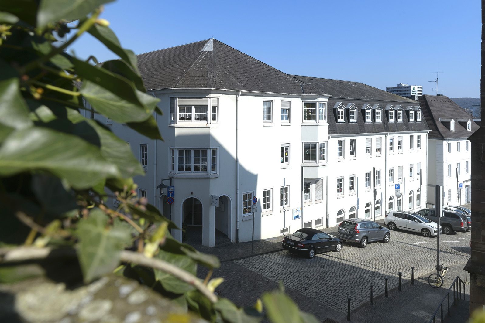 Pflege gGmbH, Altenheim, Mobile Pflege