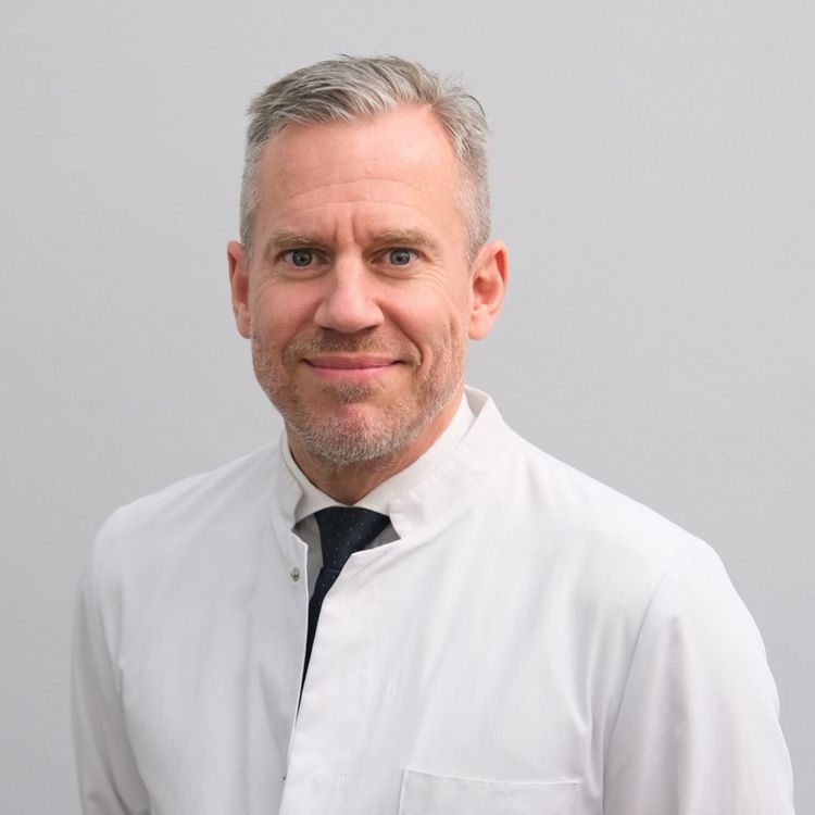 Portraitfoto Chefarzt Prof. Dr. Florian Custodis