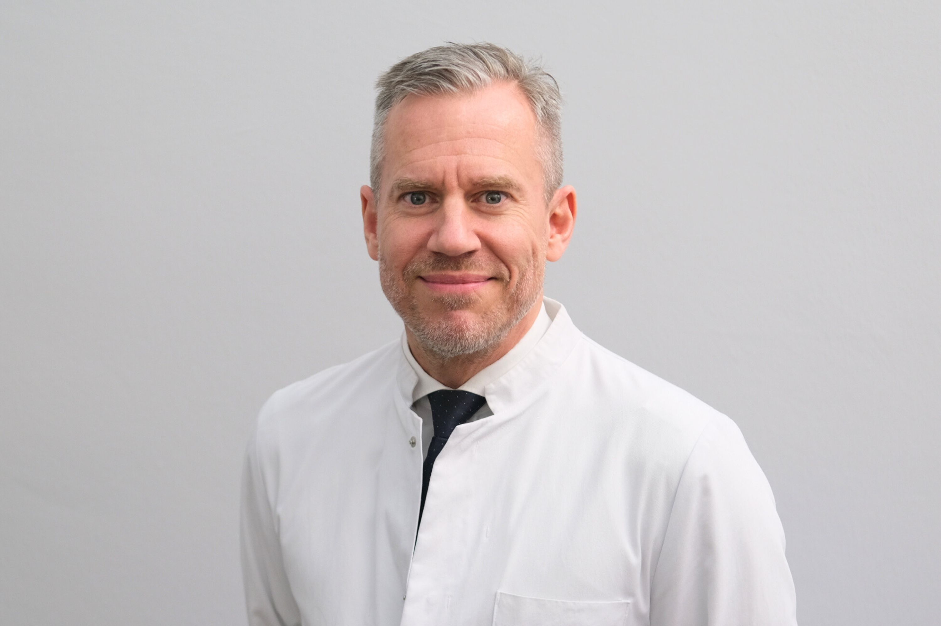 Portraitfoto Chefarzt Prof. Dr. Florian Custodis