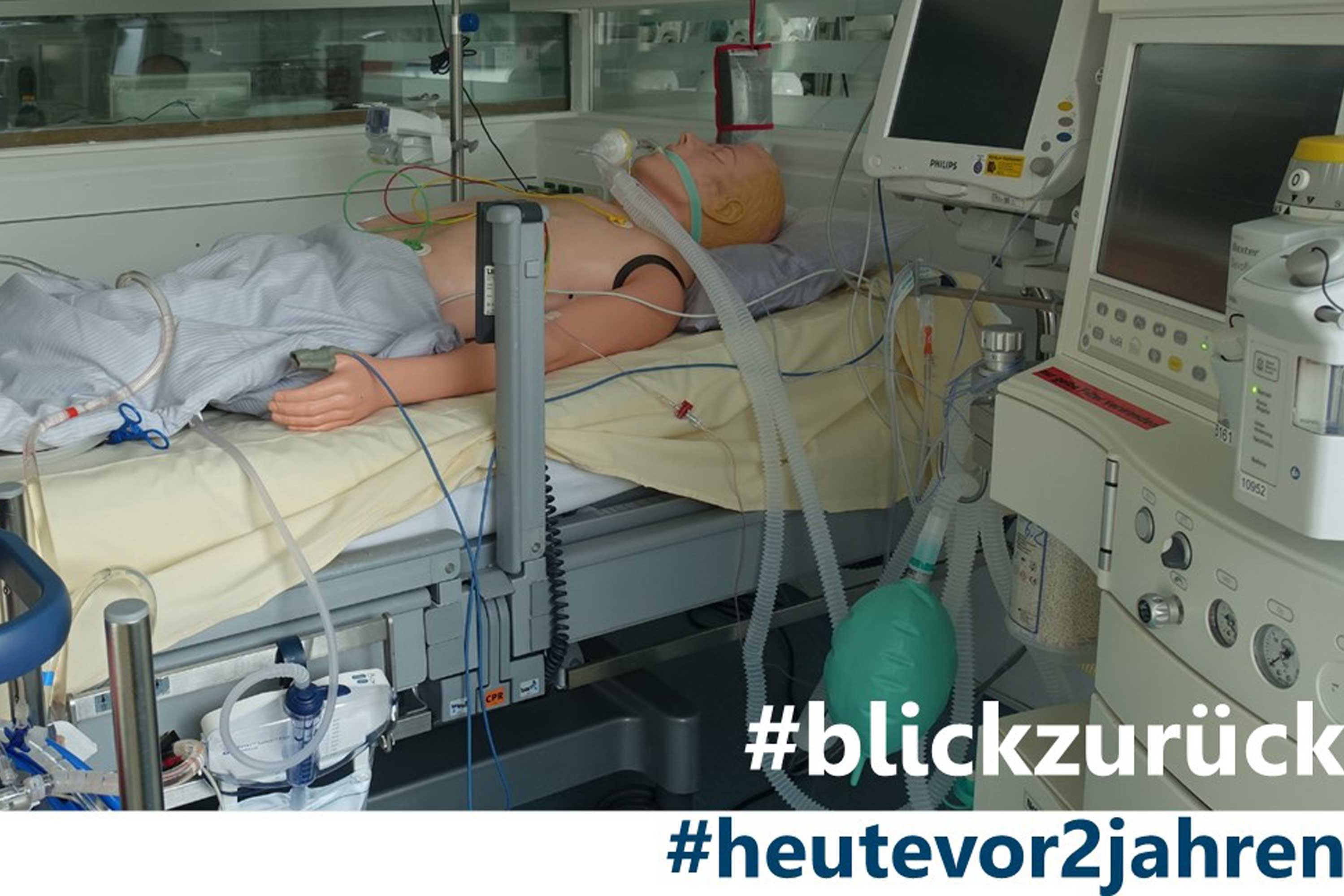 Das Foto zeigt eine Patienten-Puppe im Corona-Beatmungszentrum des Klinikums Saarbrücken.