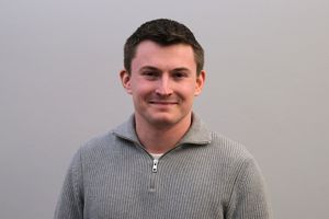 Portraitbild Julian Brenner