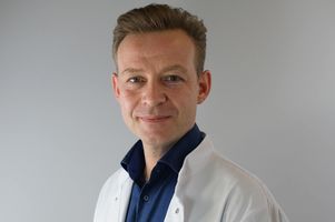 Prof. Dr. Jan Walter, Chefarzt Neurochirurgie im Klinikum Saarbrücken