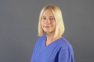 Portraitfoto Nadine Schmitt