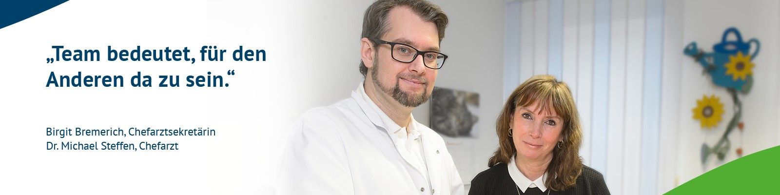 Slider: Birgit Bremerich, Chefarztsekretärin und Chefarzt Dr. Michael Steffen: "Team bedeutet, für den Anderen da zu sein." 20220908_Slider_Bremerich_Steffen.jpg