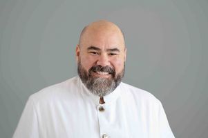 Portraitfoto Gregor Stavrou