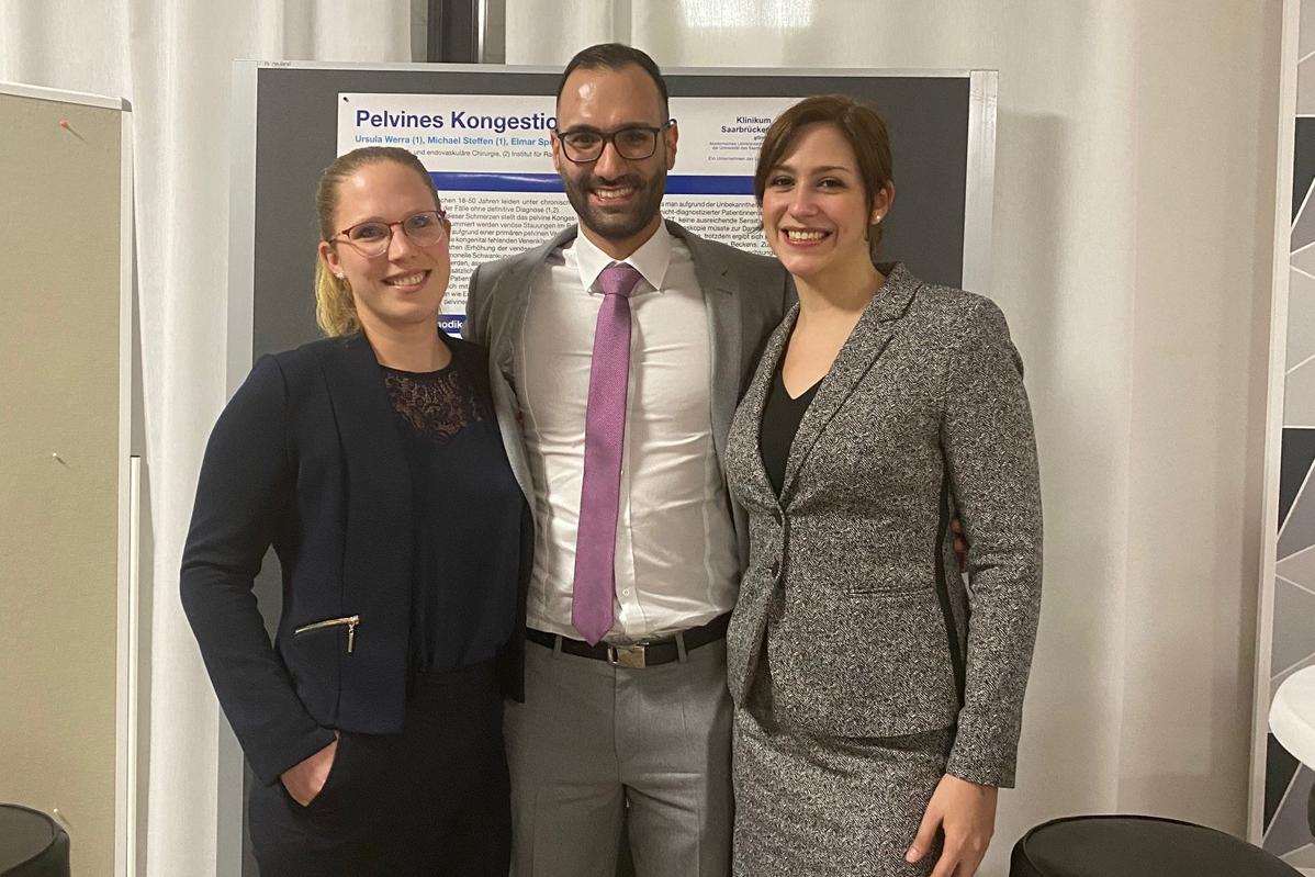 Posterpreise gingen an Dr. Ursula Werra (links) und Dr. Laura-Ann Blatt, mit dem Nachwuchspreis wurde Dr. Seyit Ismail Sahan ausgezeichnet.