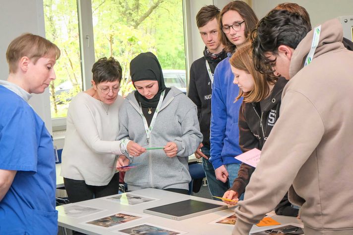 Schüler der GemS Völklingen beim Besuch des Klinikums Saarbrücken