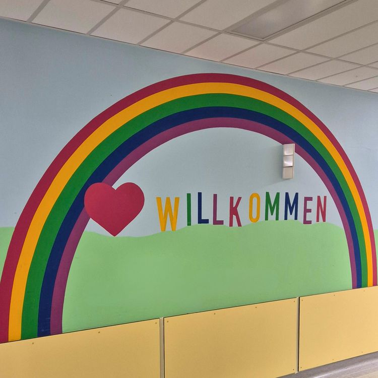 Regenbogen in der Kinderklinik auf der Station C2