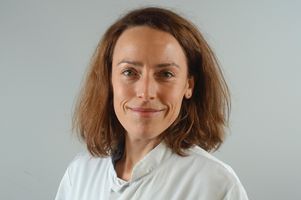 Dr. Claudia Holzhoffer, Oberärztin im Klinikum Saarbrücken, Neurologie