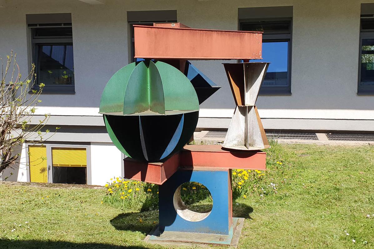 Stahlskulptur von Paul Schneider Klinikum Saarbrücken