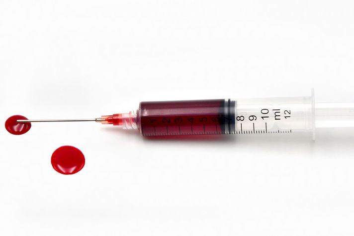Blut in Spritze, Blutspende