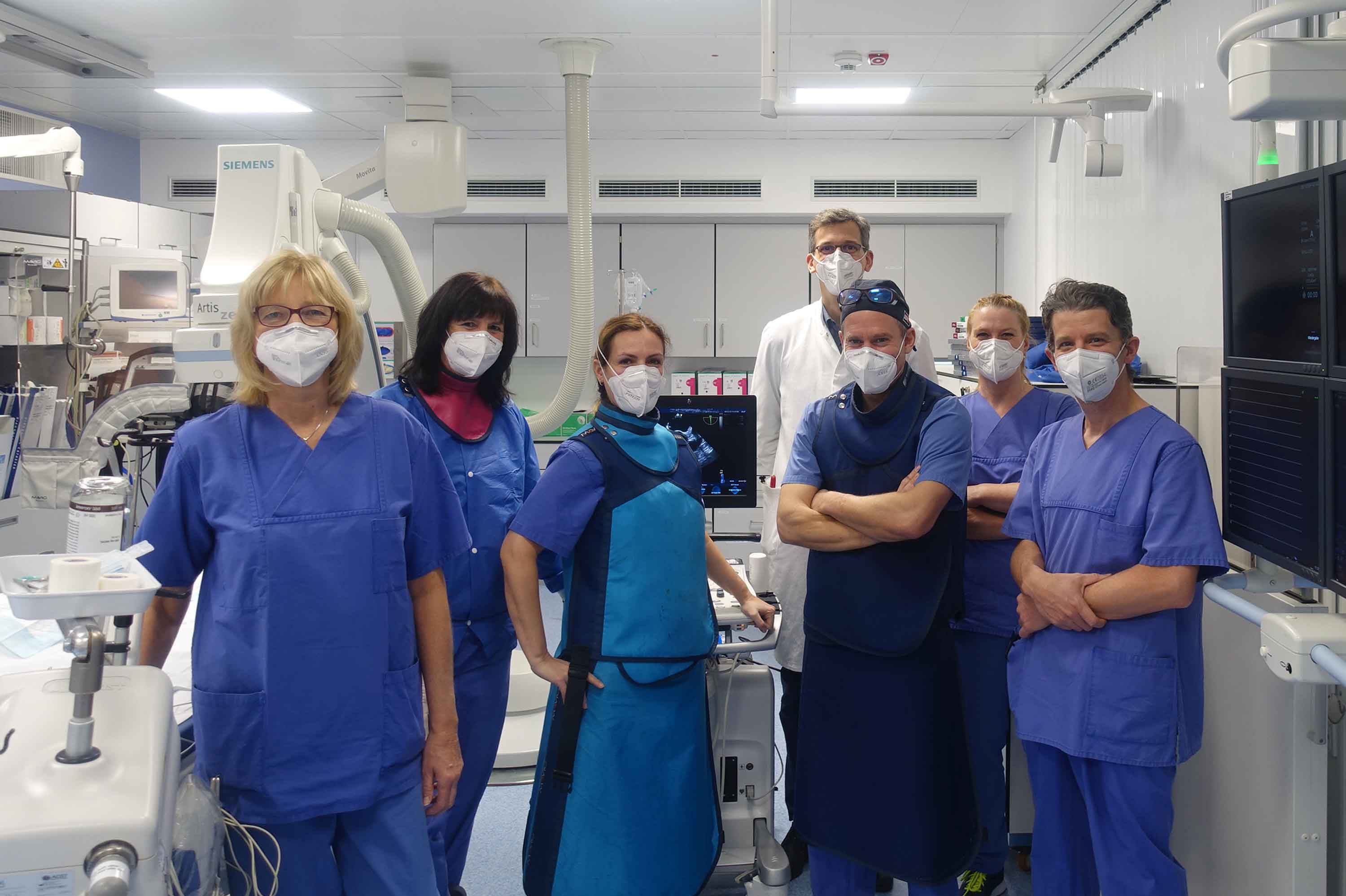 Teamfoto Herzkatheterlabor im Klinikum Saarbrücken