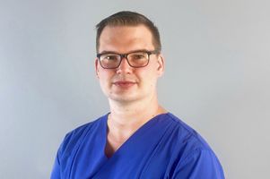 Portraitfoto Stefan Breitbach 