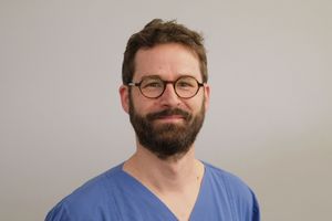 Dr- Philipp Klosa